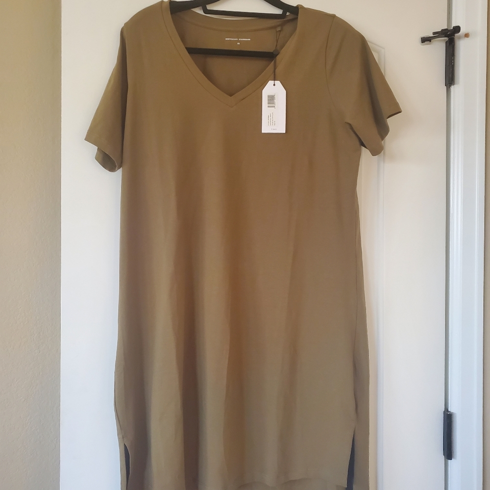 Universal Standard XS (10/12) Tesino on Military Olive